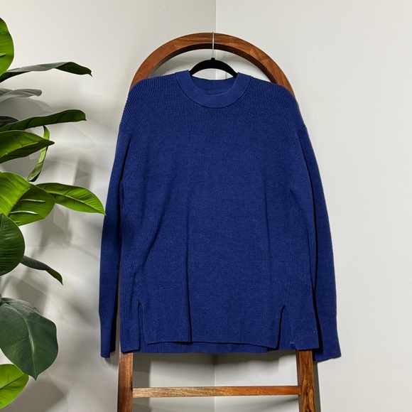 lululemon athletica Sweaters - Lululemon 8 Blue Merino Wool Blend Ribbed Crewneck Sweater